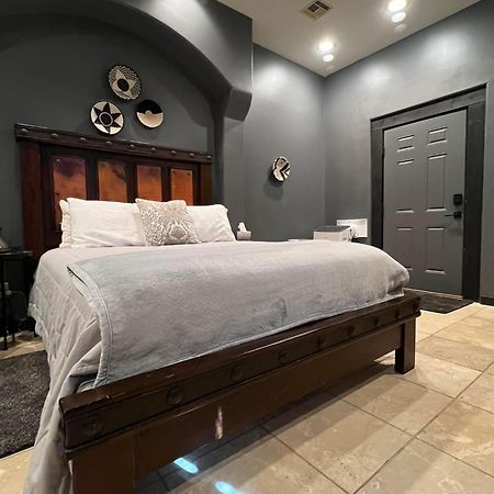 Sunset Suite - Cave Creek Guest Suites Екстер'єр фото